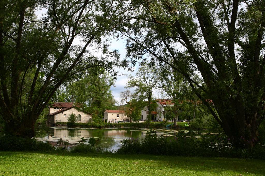 Hotel Logis La Source Bleue Gudmont-Villiers Exteriér fotografie